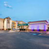 Отель Days Inn by Wyndham Hampton Near Coliseum Convention Center, фото 1