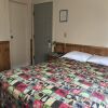 Отель Tenderfoot Cabins & Motel, фото 18