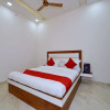 Отель OYO 13860 Panchsheel Plaza, фото 6