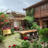 Отель Blossom Hill Inn Lijiang, фото 22