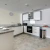 Отель Bright 2BR Apartment in the Centre of Liverpool, фото 12