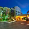 Отель SpringHill Suites by Marriott Naples в Нэйплзе