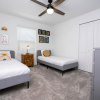 Отель Splendid 5Bd Close to Disney at Storey Lake 4251, фото 38