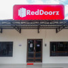 Отель RedDoorz Syariah near RS Soeradji Pemuda Klaten, фото 2