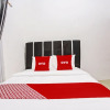 Отель OYO LIFE 92034 Jay Homestay Syariah, фото 4