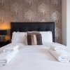 Отель Greenwich Two Bed Flat, with Pool &Parking, фото 10