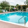 Отель Econo Lodge Savannah Gateway I-95, фото 12