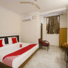 Отель OYO 11321 Hotel Goutham Residency, фото 16