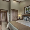 Отель Ski-in, Ski-out Luxury 4 Bdrm/4 Bath On Peak 7 4 Bedroom Condo, фото 20