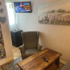 Отель Lovely 1 Bedroom Flat 5 Minutes Walk From Station, фото 13