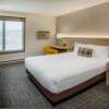 Отель Days Inn & Suites by Wyndham Duluth by the Mall, фото 4