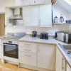 Отель Host Stay Dovecote Cottage, фото 12
