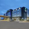Отель Holiday Inn Express & Suites Port Elgin, an IHG Hotel в Согин-Шорс