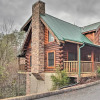 Отель Pigeon Forge Cabin w/ Hot Tub: 2 Mi to the Strip, фото 9
