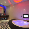 Отель One Plus One Motel, фото 19