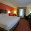 Отель Holiday Inn Express Hotel & Suites Brookhaven, an IHG Hotel, фото 3