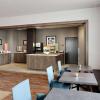 Отель Hampton Inn & Suites by Hilton Quebec City /Saint-Romuald, фото 29