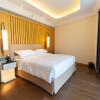 Отель DoubleTree by Hilton Ahmedabad, фото 25
