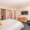 Отель Regatta Living II with Breakfast Included! - 901, фото 15