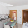 Отель Stuck in the Moment Apartment, фото 10