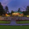 Отель Pine Park Glade Resort Shogran в Музаффарабаде