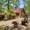Отель Broken Bow Rental Cabin w/ Hot Tub & Bar, фото 10
