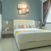 Отель OYO Home 43995 Premium 3br 1tebrau, фото 4