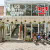 Отель RedDoorz Hostel near Malang Train Station 2, фото 1