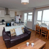Отель Sea Urchins Apartment - Sea Front Apartment With Views Pet Friendly, фото 24