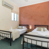 Отель Mid City Luxury Suites, фото 2