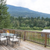 Отель Revelstoke Lakehouse by Revelstoke Vacations, фото 21