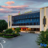 Отель Jinyu Holiday Hotel, фото 1