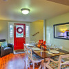 Отель Peacock Hill Retreat on 1 Acre, 1 Mi to Harbor, фото 11
