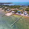 Отель Luxury Beachfront Home With Pool In Islamorada 3 Bedroom Home by RedAwning, фото 18