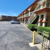 Отель Delmonico Inn & Suites, фото 10