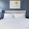 Отель Contemporary 1br, In Unit Washer/dryer, Free Parking With All Amenities! 1 Bedroom Apts, фото 3