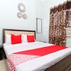 Отель Rj Royal Guest House by OYO Rooms, фото 4