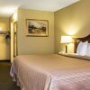 Отель Holiday Inn Express Charlotte-Carowinds, фото 3