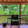 Отель Hidden Haven-peaceful Inviting pet Friendly Cabin, фото 4