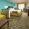Отель Holiday Inn Express & Suites DFW - Grapevine, an IHG Hotel, фото 4
