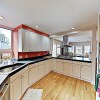 Отель New Listing! Chic Alki Beach W/ Bay Views 4 Bedroom Home, фото 5