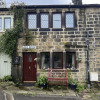 Отель Charming 2-bed Cottage in Hebden Bridge, фото 11