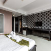 Отель 7Q Patong Beach Hotel, фото 21