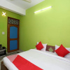 Отель OYO 12133 Hotel Shanti, фото 15