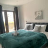 Отель St Albans Luxury Apartment , 5 mins Walk to the Station - 18mins to Central London, Free WiFi &, фото 10