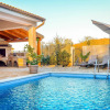 Отель Cozy Holiday Home in Šorici With Pool, фото 20