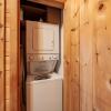Отель Sleepin' Inn 2 Bedroom Cabin by RedAwning, фото 11