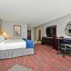 Отель Holiday Inn Express Hotel & Suites Detroit - Utica, an IHG Hotel, фото 7