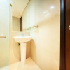 Отель Fancy And Nice Studio At El Royale Apartment, фото 12