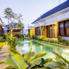 Отель Pool Access Room At Kerobokan, фото 1